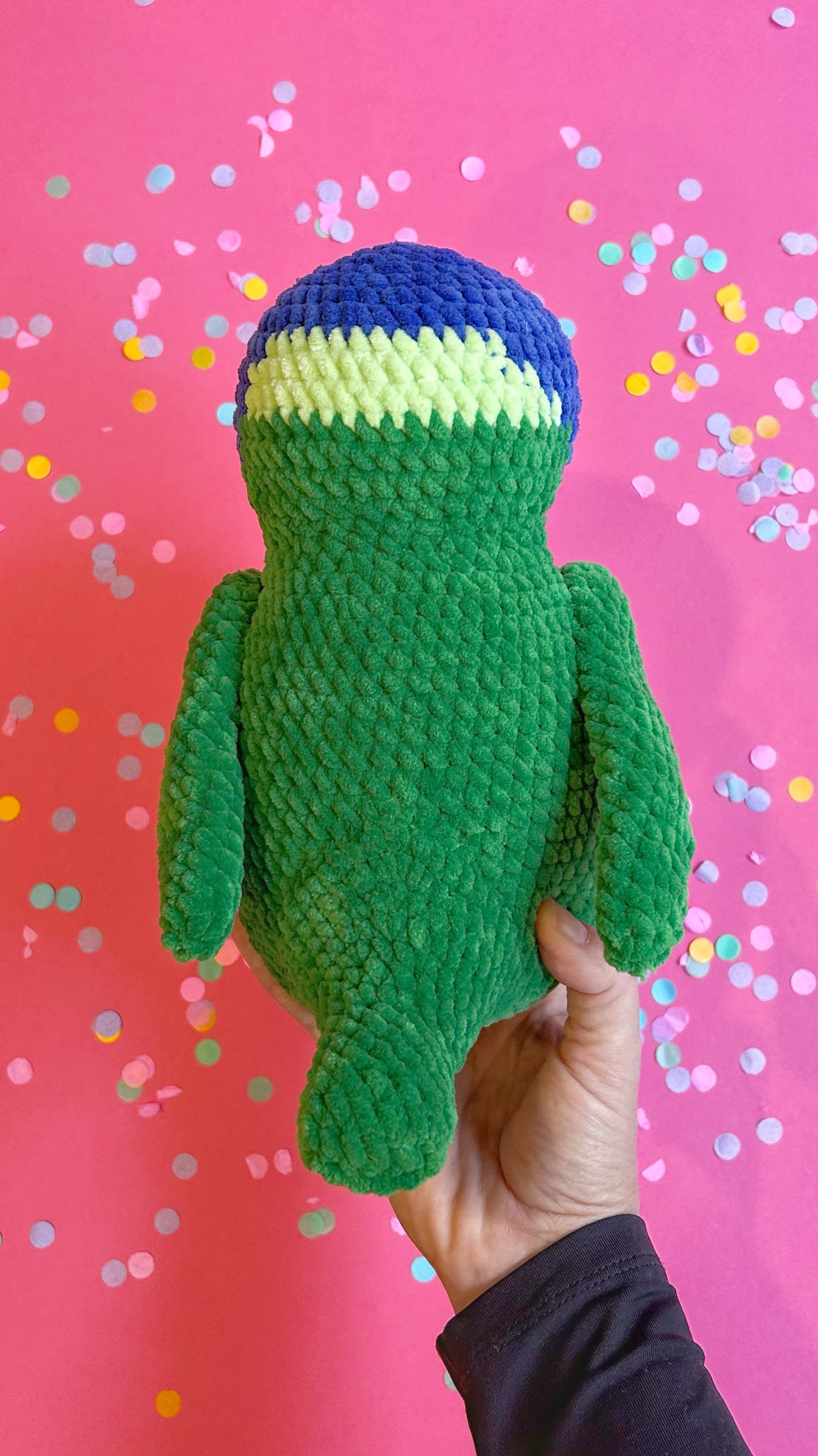 Rainbow Lorikeet plushie - Heart eyes