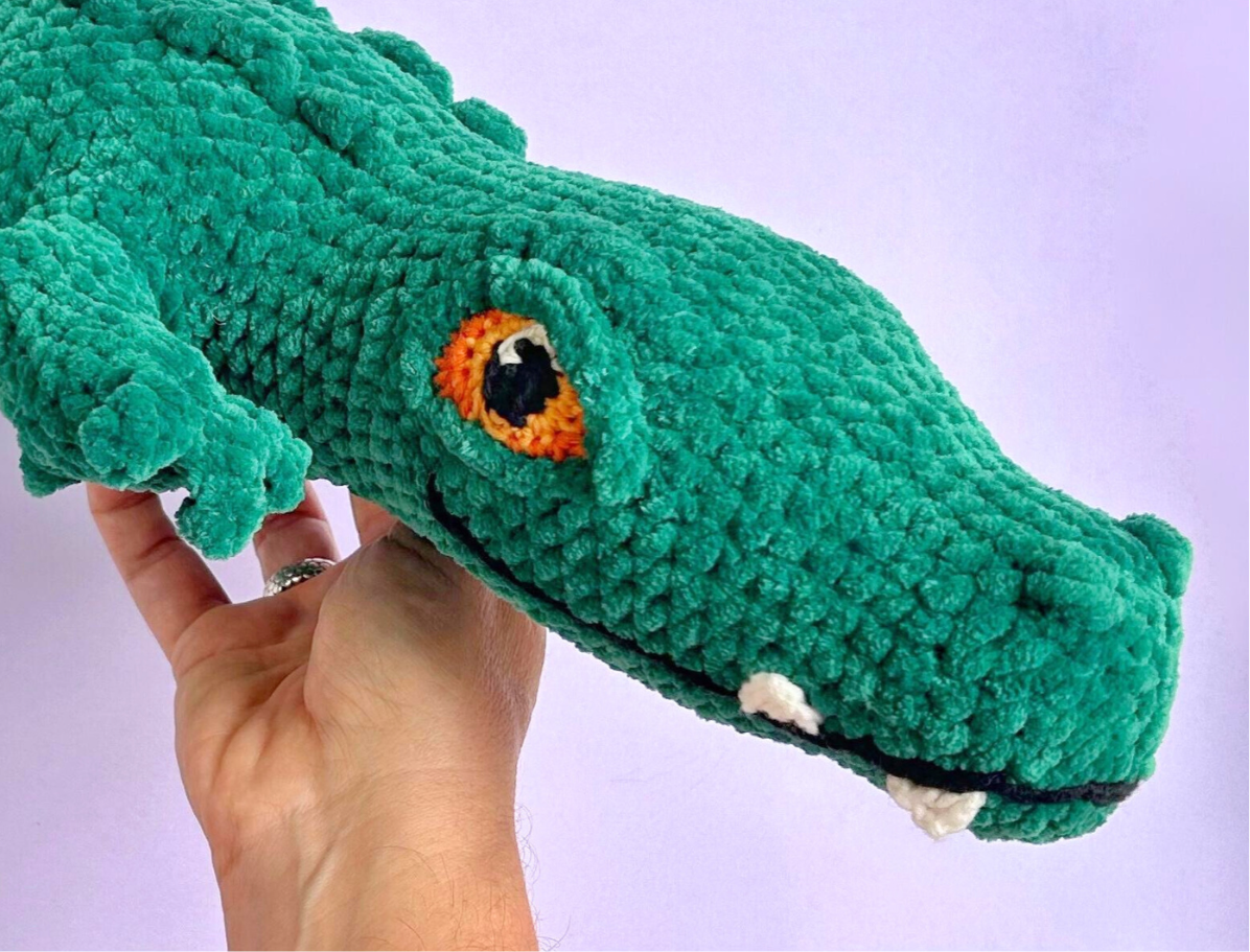 Digital crochet pattern - Reptile eye