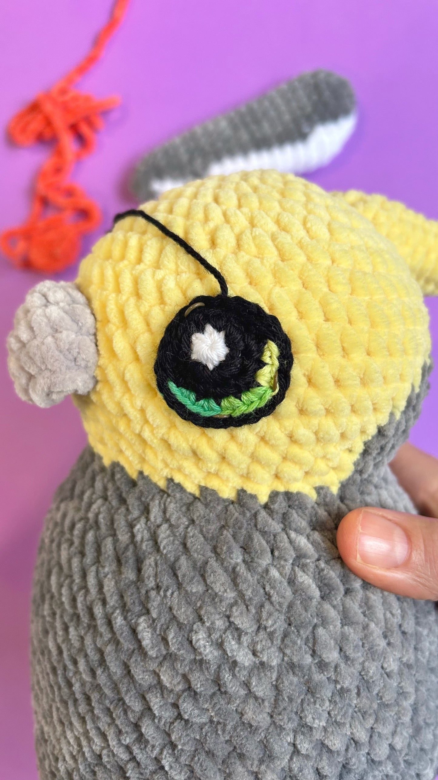 Digital crochet pattern - Round glint eye